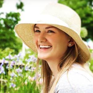 Meet your Posher, Anna